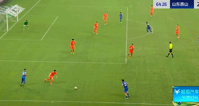 泰山6战不败!5战申花不胜,卡扎戴帽王大雷送点,延续3魔咒