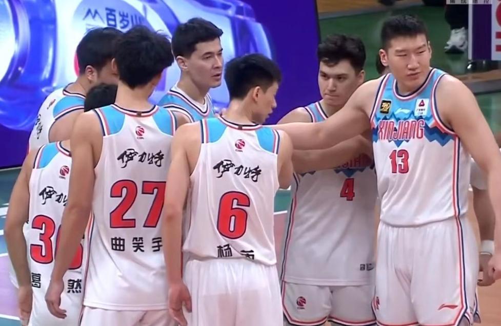 新疆男篮考察两名大外援，达卡里场均24.8+13.6，巴尔文场均18+12