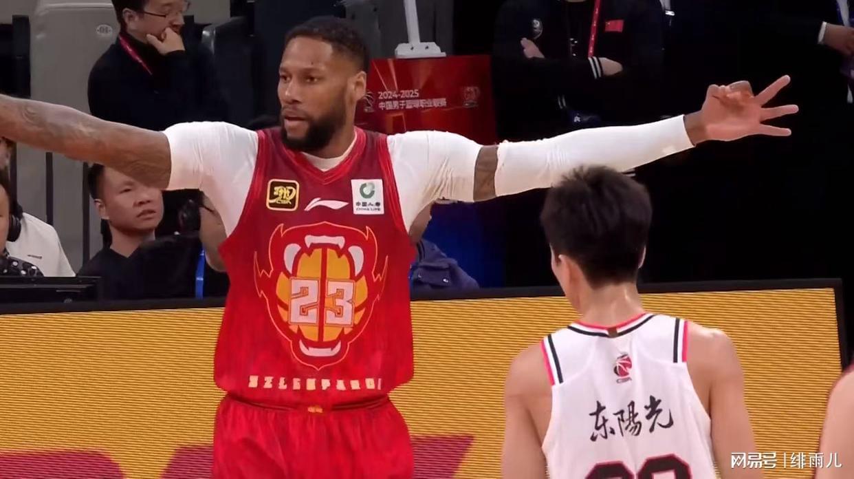 MK体育直播-不打了！广东强力外援确认下家，朱芳雨彻底失去“后路”！