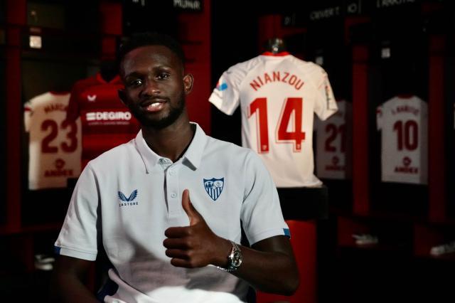 1660824912675018036.jpeg 体育赛事平台-萨利乱买彩票?拜仁刮不出来的“废票”也能兑大奖!