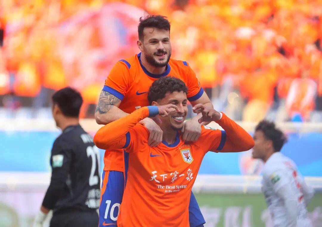 mk体育app下载-哈哈炫动+五星体育，直播上海双雄！央视领衔3家电视台聚焦京鲁战